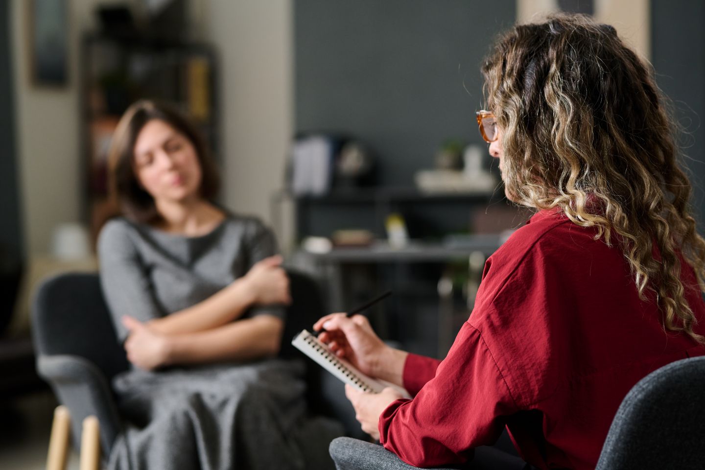 Medication vs Therapy for Depression: Which Approach Is Right for You?